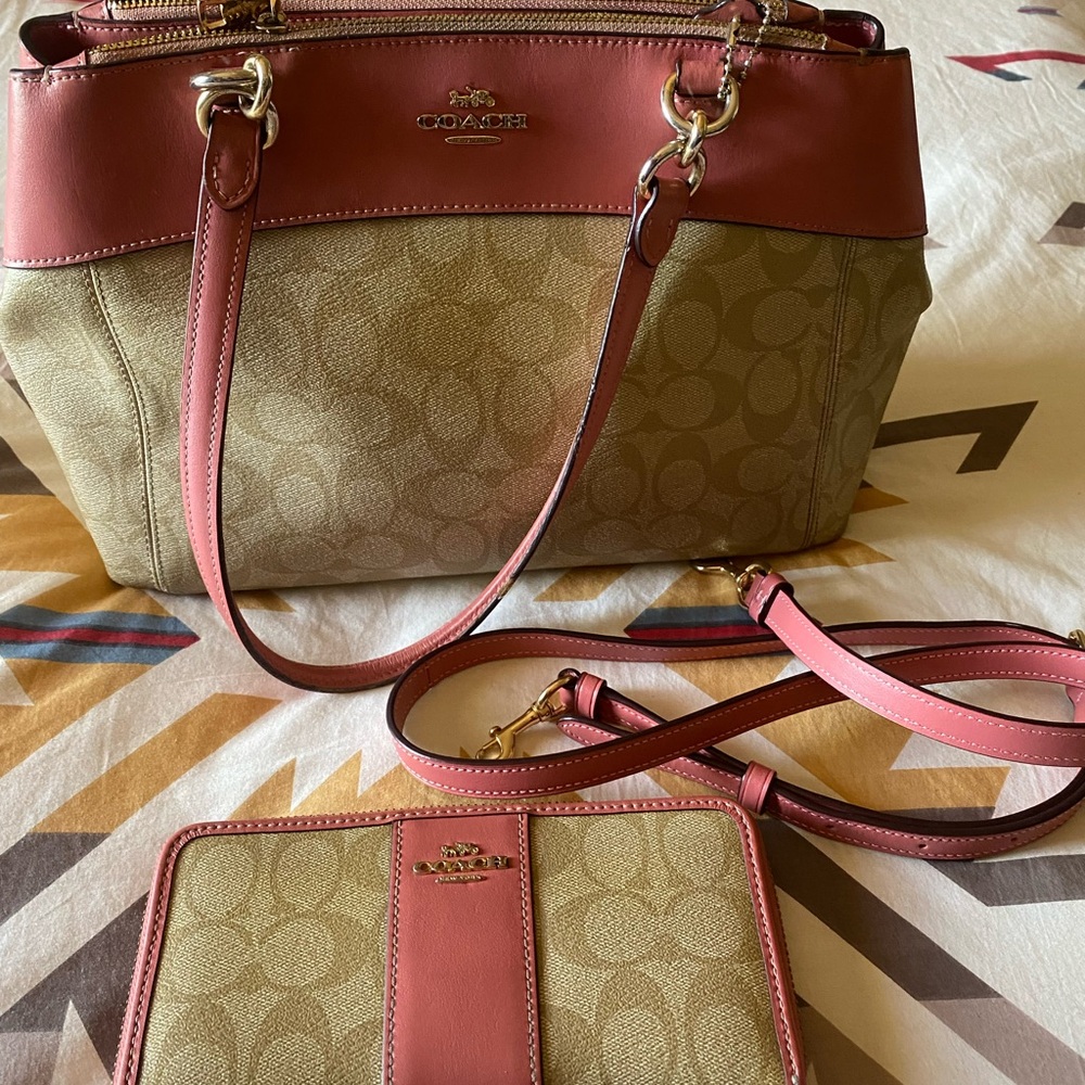 Coach bag with wallet